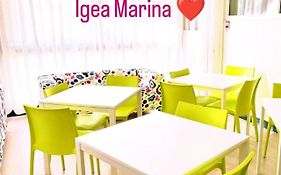 Azzurro Beach Hotel Igea Marina